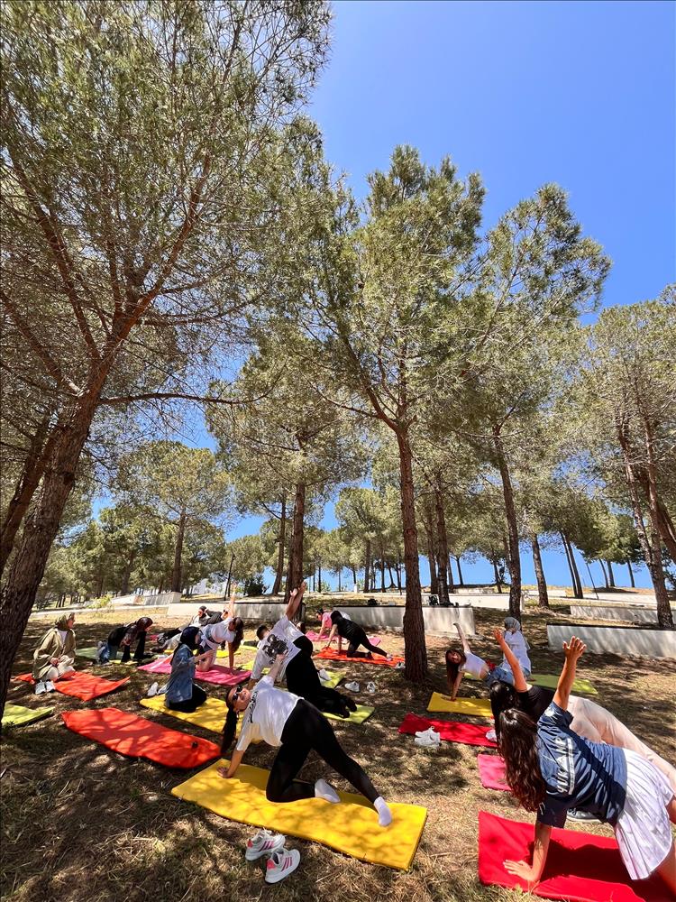 YÜFİZYO’dan Doğayla İç İçe Yoga Etkinliği